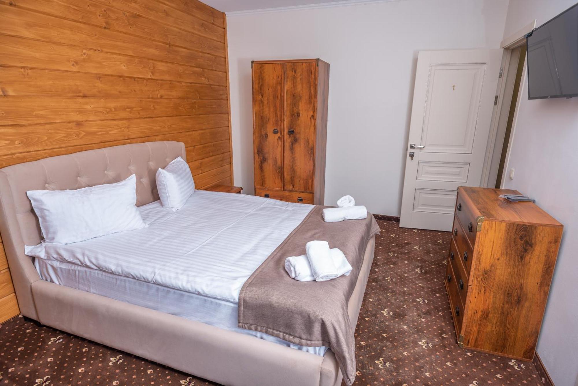 Residence Chalet & Nesh Tatariv Ngoại thất bức ảnh